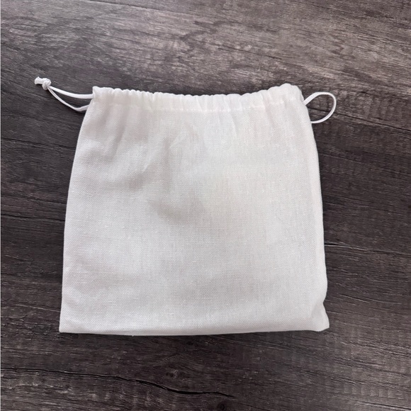 Valentino Garavani Dust Bag - Picture 4 of 5